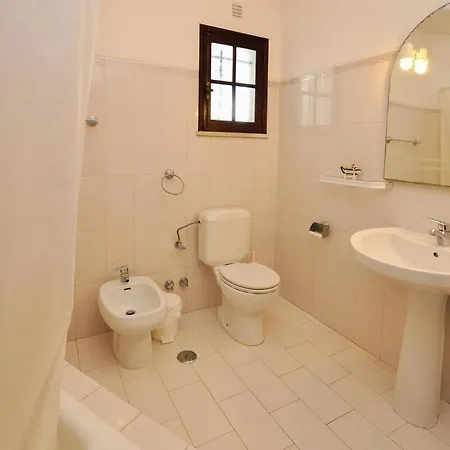 Casa Paulo - Great Location Feriehus Albufeira